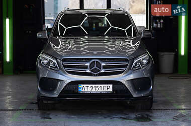 Позашляховик / Кросовер Mercedes-Benz GLE-Class 2016 в 