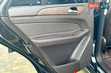 Внедорожник / Кроссовер Mercedes-Benz GLE-Class 2015 в 