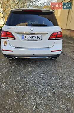 Внедорожник / Кроссовер Mercedes-Benz GLE-Class 2015 в 