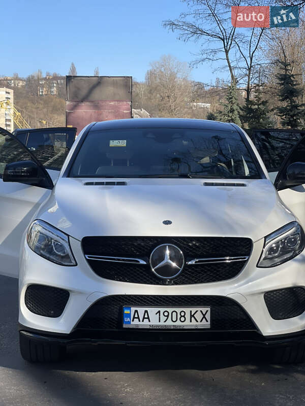 Позашляховик / Кросовер Mercedes-Benz GLE-Class 2017 в Києві