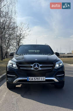 Внедорожник / Кроссовер Mercedes-Benz GLE-Class 2016 в 