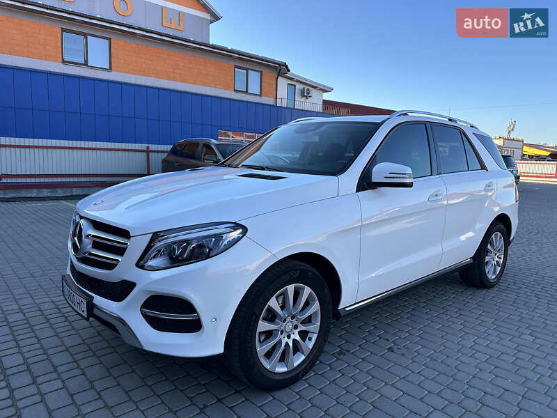 Внедорожник / Кроссовер Mercedes-Benz GLE-Class 2016 в 