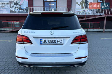 Внедорожник / Кроссовер Mercedes-Benz GLE-Class 2016 в 