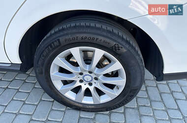 Внедорожник / Кроссовер Mercedes-Benz GLE-Class 2016 в 