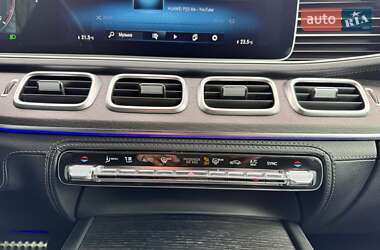 Внедорожник / Кроссовер Mercedes-Benz GLE-Class 2019 в 