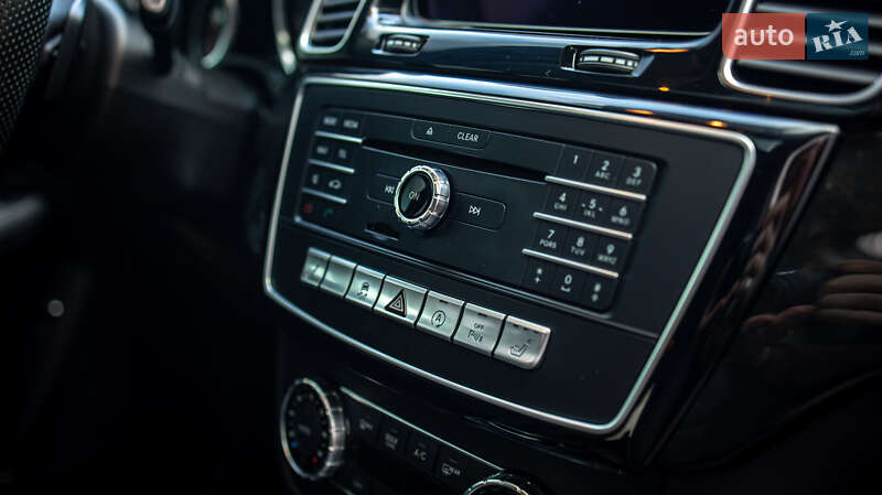 Позашляховик / Кросовер Mercedes-Benz GLE-Class 2016 в Чернівцях фото 13 Позашляховик / Кросовер Mercedes-Benz GLE-Class 2016 в Чернівцях