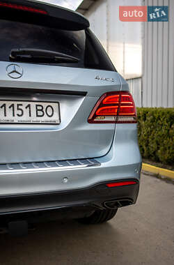 Внедорожник / Кроссовер Mercedes-Benz GLE-Class 2016 в 
