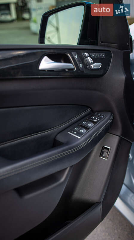 Позашляховик / Кросовер Mercedes-Benz GLE-Class 2016 в Чернівцях фото 34 Позашляховик / Кросовер Mercedes-Benz GLE-Class 2016 в Чернівцях