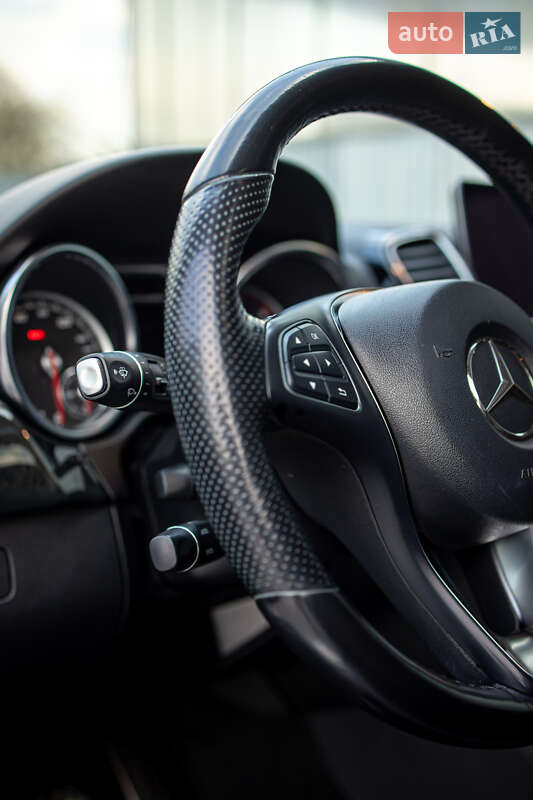 Позашляховик / Кросовер Mercedes-Benz GLE-Class 2016 в Чернівцях фото 40 Позашляховик / Кросовер Mercedes-Benz GLE-Class 2016 в Чернівцях