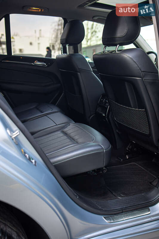 Позашляховик / Кросовер Mercedes-Benz GLE-Class 2016 в Чернівцях фото 53 Позашляховик / Кросовер Mercedes-Benz GLE-Class 2016 в Чернівцях