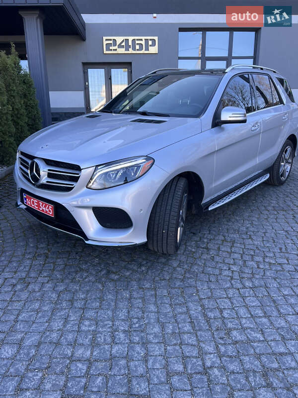 Внедорожник / Кроссовер Mercedes-Benz GLE-Class 2015 в 