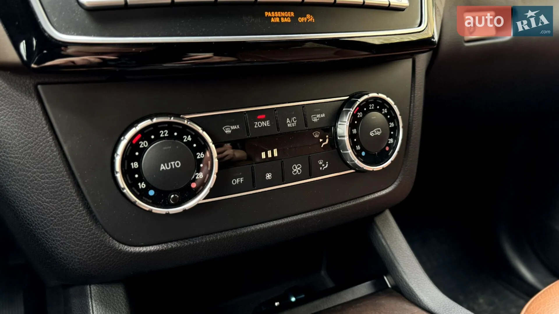 2016 Mercedes-Benz GLE - мініатюра 20