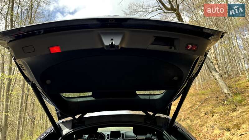 Позашляховик / Кросовер Mercedes-Benz GLE-Class 2016 в Стрию