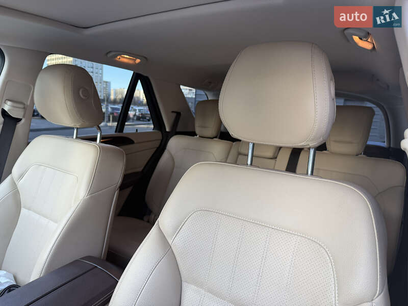 Позашляховик / Кросовер Mercedes-Benz GLE-Class 2015 в Києві