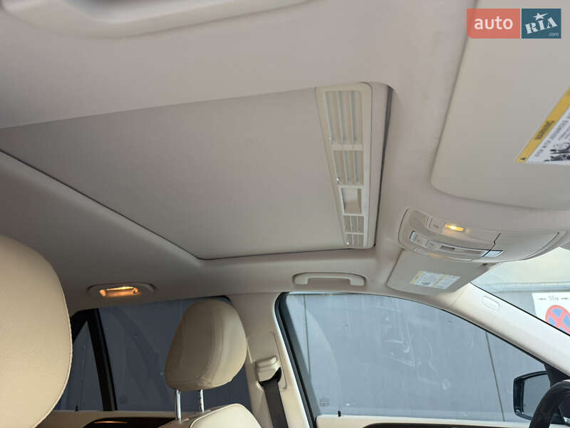 Позашляховик / Кросовер Mercedes-Benz GLE-Class 2015 в Києві