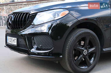 Позашляховик / Кросовер Mercedes-Benz GLE-Class 2018 в  фото 30 Позашляховик / Кросовер Mercedes-Benz GLE-Class 2018 в
