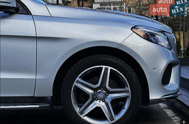 Внедорожник / Кроссовер Mercedes-Benz GLE-Class 2015 в 