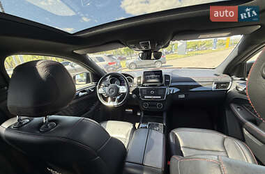 Позашляховик / Кросовер Mercedes-Benz GLE-Class 2016 в 