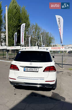 Внедорожник / Кроссовер Mercedes-Benz GLE-Class 2017 в 