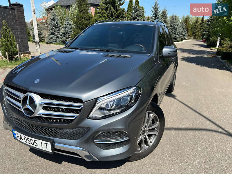 Mercedes-Benz GLE-Class 2017 Mercedes-Benz GLE-Class 2017