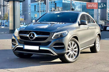 Внедорожник / Кроссовер Mercedes-Benz GLE-Class 2017 в 