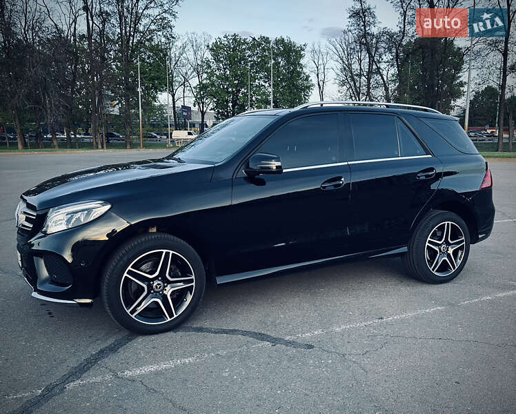 Позашляховик / Кросовер Mercedes-Benz GLE-Class 2016 в Києві