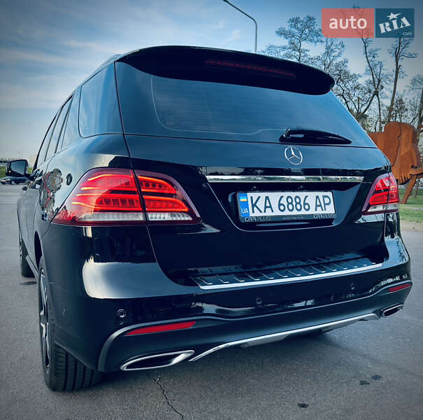 Позашляховик / Кросовер Mercedes-Benz GLE-Class 2016 в Києві