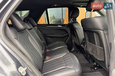 Внедорожник / Кроссовер Mercedes-Benz GLE-Class 2016 в 