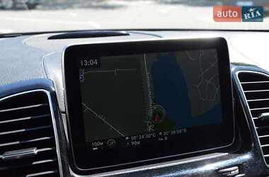 Внедорожник / Кроссовер Mercedes-Benz GLE-Class 2015 в 