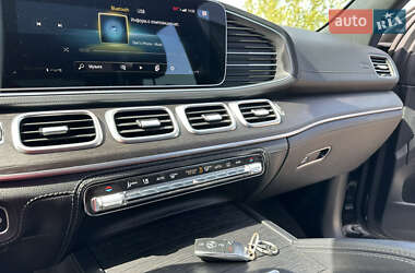Внедорожник / Кроссовер Mercedes-Benz GLE-Class 2020 в 