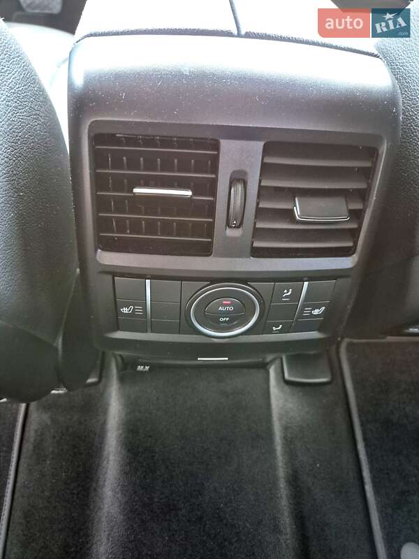 Позашляховик / Кросовер Mercedes-Benz GLE-Class 2016 в Києві фото 51 Позашляховик / Кросовер Mercedes-Benz GLE-Class 2016 в Києві