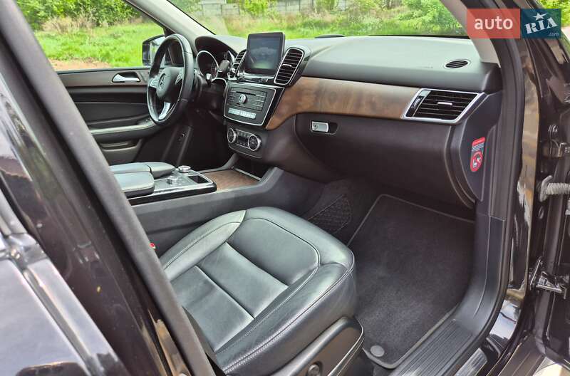 Позашляховик / Кросовер Mercedes-Benz GLE-Class 2016 в Києві фото 58 Позашляховик / Кросовер Mercedes-Benz GLE-Class 2016 в Києві