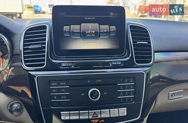 Внедорожник / Кроссовер Mercedes-Benz GLE-Class 2017 в 