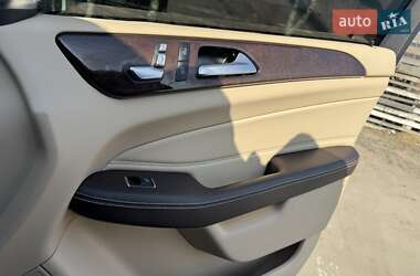 Внедорожник / Кроссовер Mercedes-Benz GLE-Class 2017 в 