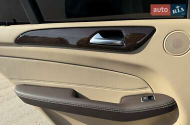 Внедорожник / Кроссовер Mercedes-Benz GLE-Class 2017 в 
