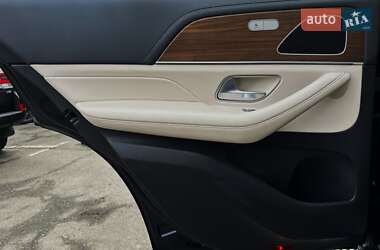 Позашляховик / Кросовер Mercedes-Benz GLE-Class 2019 в 
