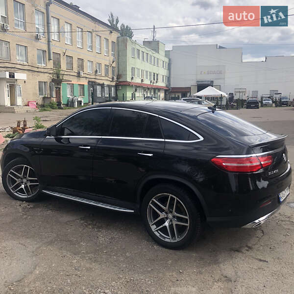 Внедорожник / Кроссовер Mercedes-Benz GLE-Class 2015 в Киеве