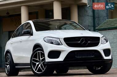 Внедорожник / Кроссовер Mercedes-Benz GLE-Class 2016 в 