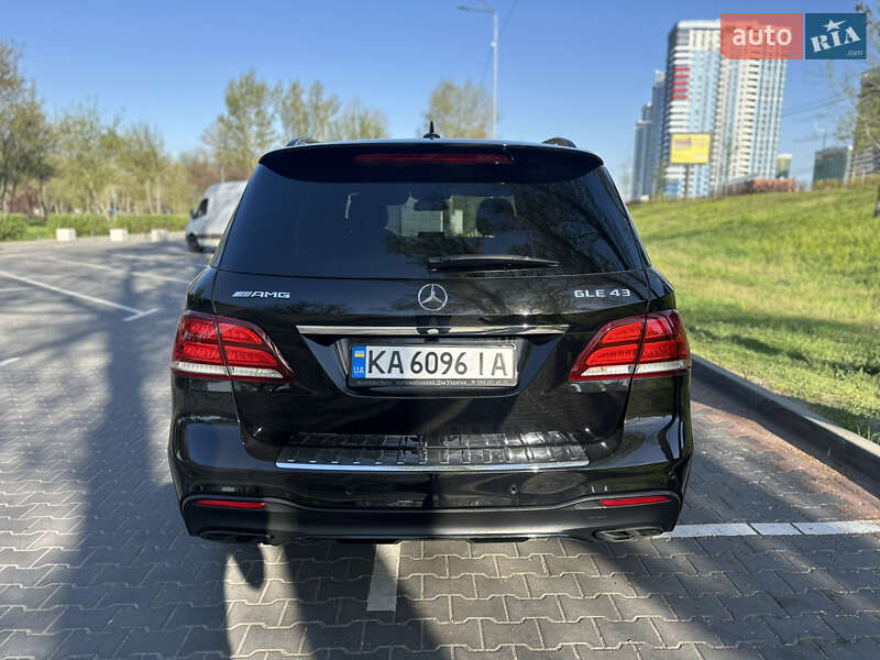 Позашляховик / Кросовер Mercedes-Benz GLE-Class 2016 в Києві