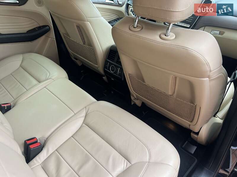 Позашляховик / Кросовер Mercedes-Benz GLE-Class 2016 в Іршаві