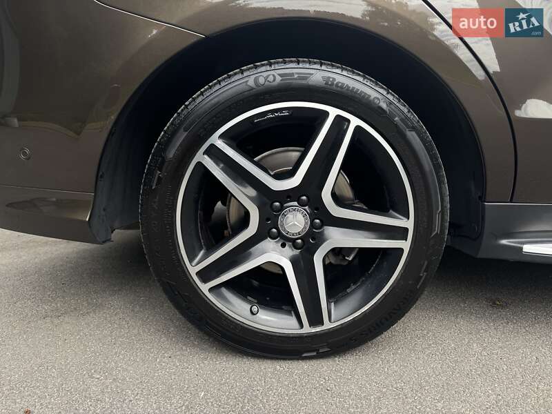 Позашляховик / Кросовер Mercedes-Benz GLE-Class 2015 в Ужгороді