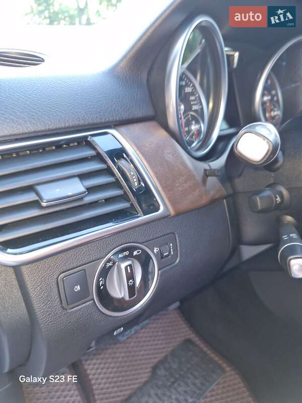 Внедорожник / Кроссовер Mercedes-Benz GLE-Class 2016 в Тернополе