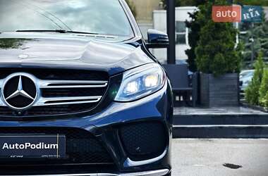 Внедорожник / Кроссовер Mercedes-Benz GLE-Class 2016 в 