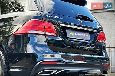 Внедорожник / Кроссовер Mercedes-Benz GLE-Class 2016 в 