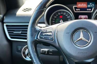 Внедорожник / Кроссовер Mercedes-Benz GLE-Class 2016 в 