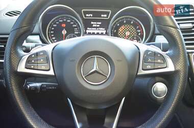Внедорожник / Кроссовер Mercedes-Benz GLE-Class 2015 в 