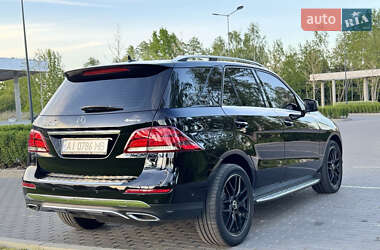 Внедорожник / Кроссовер Mercedes-Benz GLE-Class 2016 в 
