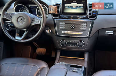 Внедорожник / Кроссовер Mercedes-Benz GLE-Class 2016 в 