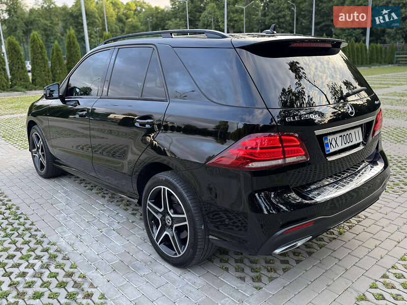 Позашляховик / Кросовер Mercedes-Benz GLE-Class 2018 в Харкові