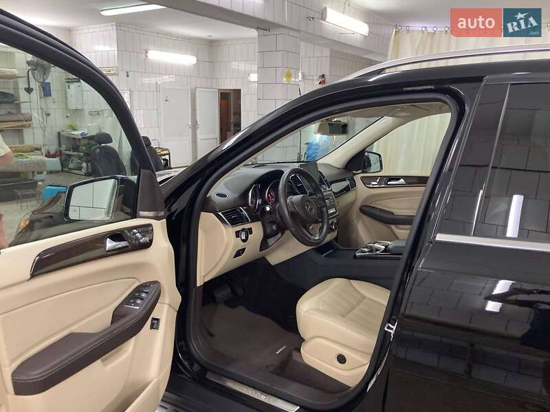 Внедорожник / Кроссовер Mercedes-Benz GLE-Class 2016 в Черкассах